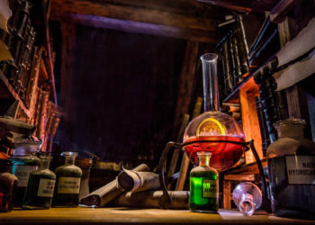 Two Crypto Sectors Growing Rapidly, Defying Overall Market Correction: DappRadar