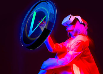 Crypto Analyst Justin Bennett Makes Massive VeChain (VET) Prediction – Here Are His Targets