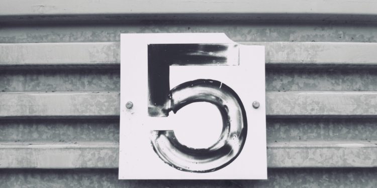 Top 5 Staking Tokens To Consider in Investment Portfolio in 2022