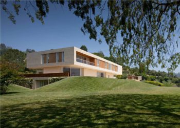 Coinbase’s Armstrong Reportedly Spends USD 133M On New LA Home, This Is How It Looks