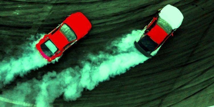 A Race Between Traditional Businesses and Crypto-based Financial Services