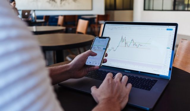 Why Crypto Needs Growth Stocks To Stabilize, Graticule CIO Says