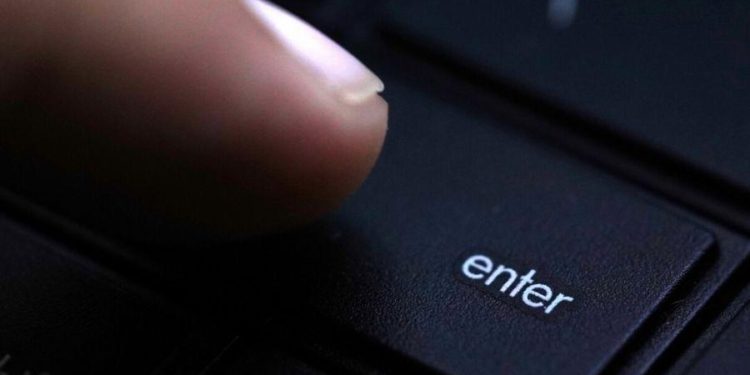 How to Buy Bitcoin Without an ID in 2022