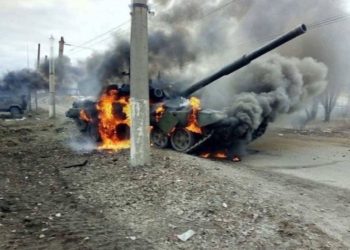 Anonymous Reportedly Pledges to Pay Russian Soldiers USD 44K in Bitcoin per Surrendered Russian Tank
