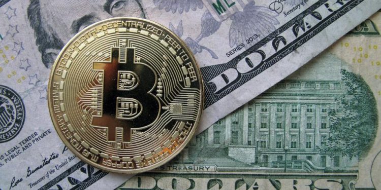 Bitcoin Falls Back To $40,000 As Fed Mulls Faster Rate Bumps