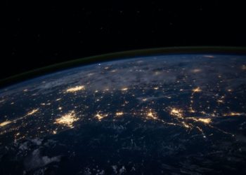 True Decentralization Can be Achieved With Oracles