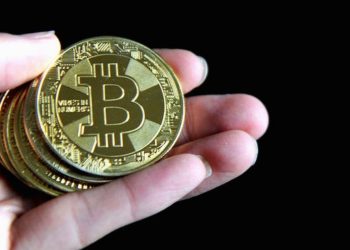 Bitcoin Falls As FED Gets Hawkish, Why This Could Be A Dip Opportunity