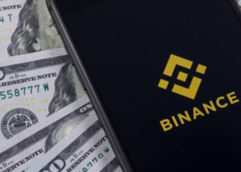 Binance Joins Elon Musk in His Twitter Bid with $500m Equity Funding