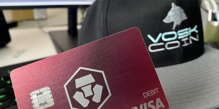 CRO Coin Falls 19% After Crypto.com Announces Rewards Cut Down To Cardholders