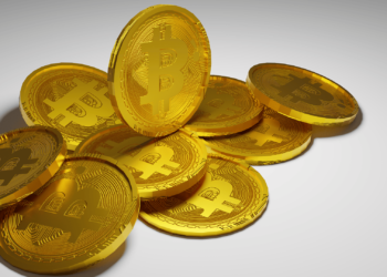 Bitcoin Tumbles Below $36K, Altcoins In Red Too