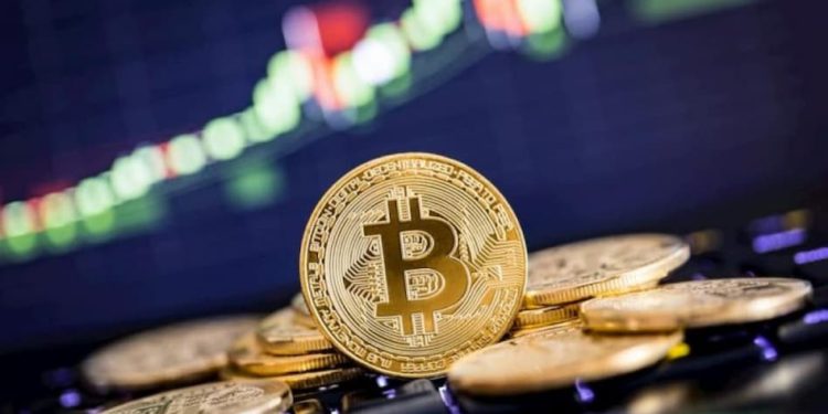 Bitcoin Selloff Provides Boost To Miner Fee Revenues