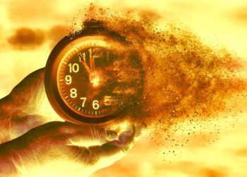 Rich Dad Poor Dad Author Delivers Alarming Economic Warning, Unveils All-In Price Target for Bitcoin