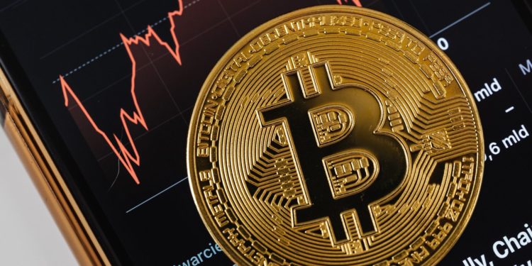 Fed Announces Inflation Warnings As Bitcoin Whales Remain In Wait Mode
