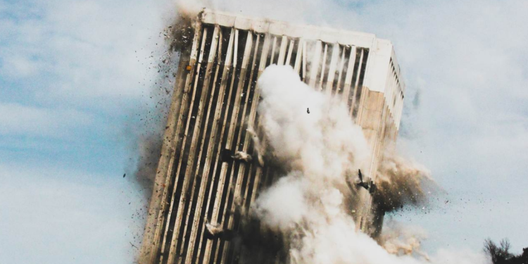 Ether Drops Below $1K, Dragged Down By BTC Slide