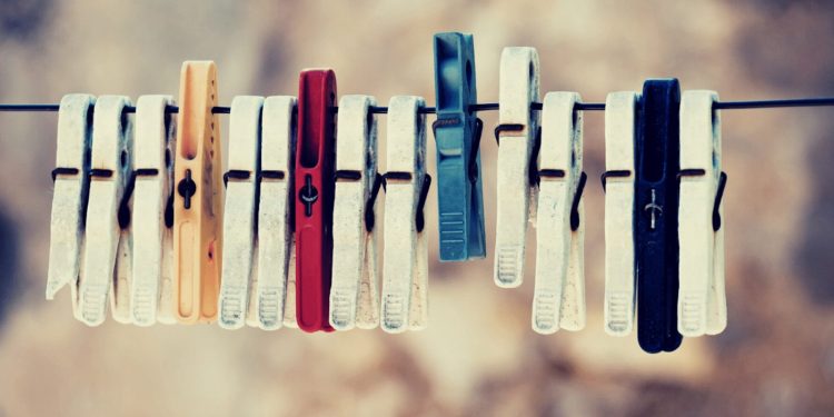 UST Contagion Continues As ‘Magic Internet Money’ Stablecoin Depegs