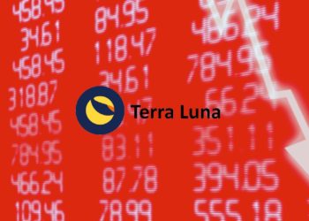 Whistleblower Claims LUNA ‘Isn’t Community Owned’ After Token Drops 56%