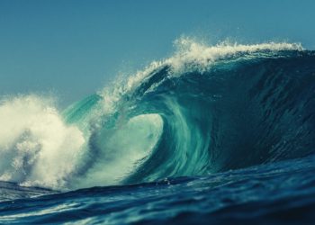 WAVES Token Pumps 60% Amid DeFi Revival Plan And Airdrop