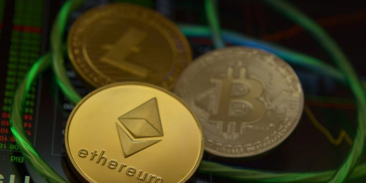 Crypto Market Holds The Line On “Dull” Earnings Week Start