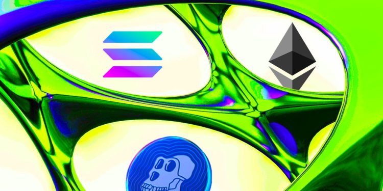 Analyst Predicts Pullbacks for Ethereum Classic and One Low-Cap Altcoin, Updates Outlook on Solana and ApeCoin