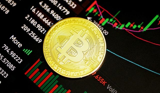 Crypto Setting Up For Squeeze, Will BTC Price Get In The Way?
