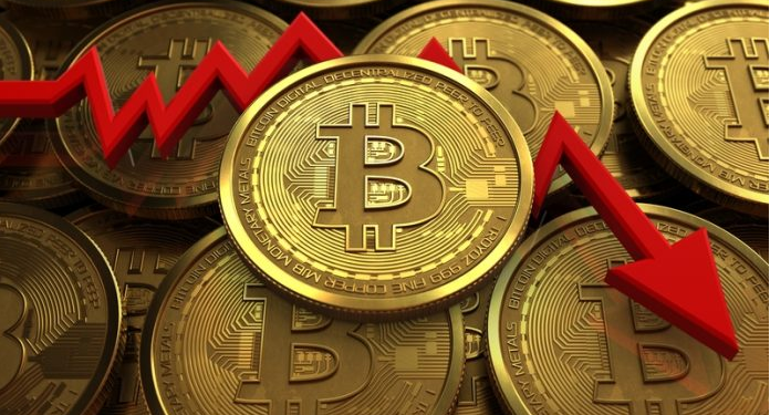 Bitcoin Price (BTC) Slides Under $19,000 — The First Time Since July 4