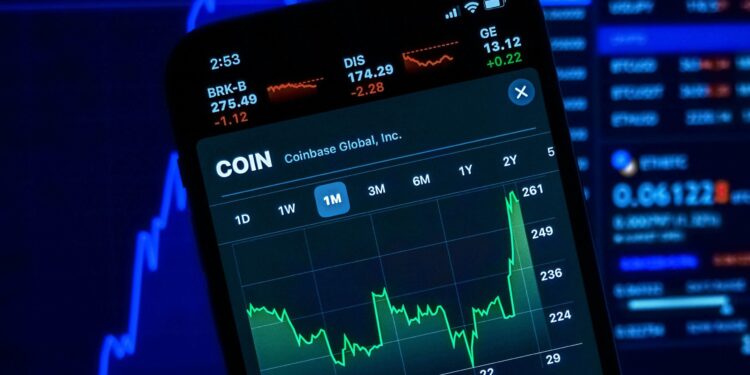 Fed Interest Rates Hike Spur Crypto Market Liquidations Of More Than $330 Million