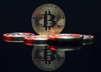 These Two On-Chain Signals Precede Bitcoin Falls, Suggests Analyst
