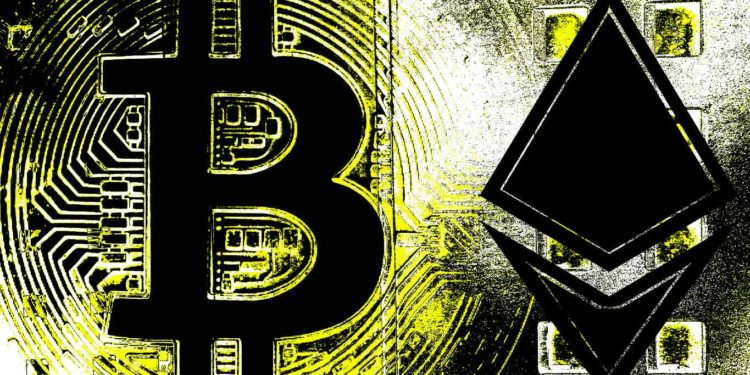 Popular Crypto Analyst Spots Bitcoin (BTC) Opportunity, Says Bullish Effects of Ethereum (ETH) Merge Need Time