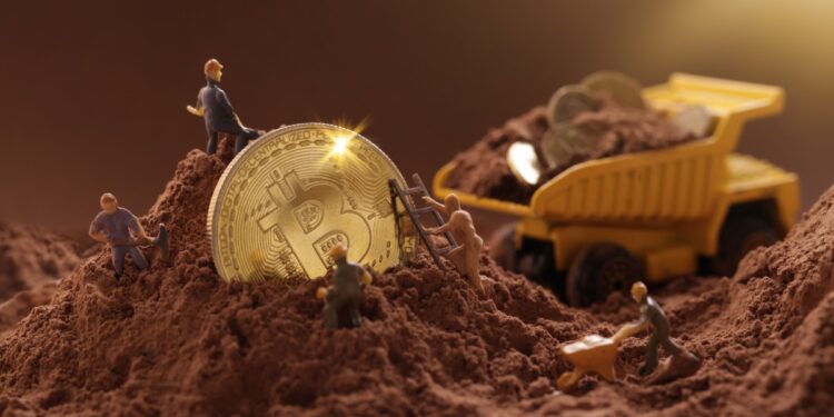 Binance Launches $500M Fund for Distressed Bitcoin Miners