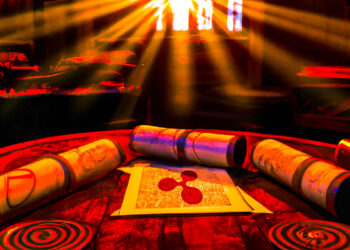 Crypto Legal Expert Says SEC Being Bombarded From All Angles As Amicus Briefs Pile Up in Ripple and XRP Lawsuit