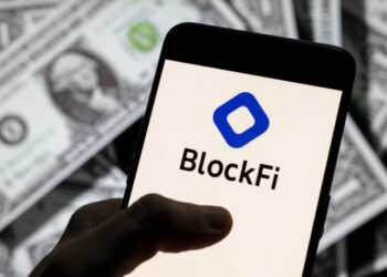 Crypto Lender BlockFi Pauses Platform Activity, Prepares for Bankruptcy Amid FTX Drama