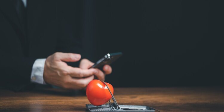 Dating App Crypto Scammers Strike Again as Catfished Japanese Man Loses $90k