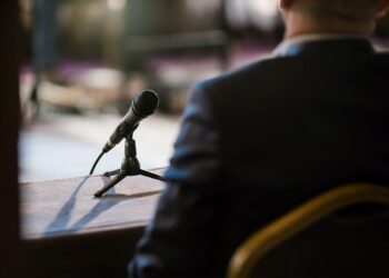 Sam Bankman-Fried to Testify Next Week, Regulators Postpone FTX Japan’s Suspension, Amber Group Ends $25M Deal with Chelsea FC