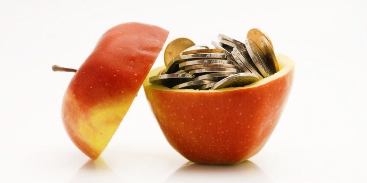 Coinbase Disables NFT Trading on Wallet Due to Apple’s App Store Policies – Here’s What Happened