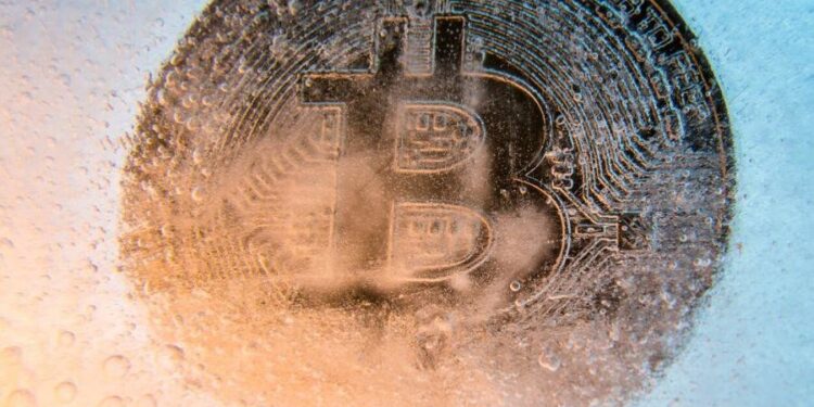 Digital Asset Management Firms See Lowest Amount of Funds Held Since December 2020 – What’s Going On?