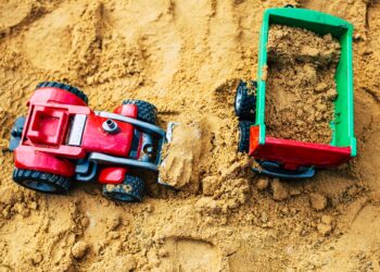 SAND Experiences Selling But Traders Should Short This Level