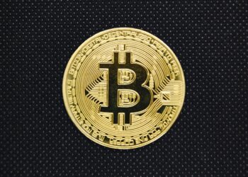 Bitcoin Short Squeeze May Reach $30K, Crypto Trader Predicts