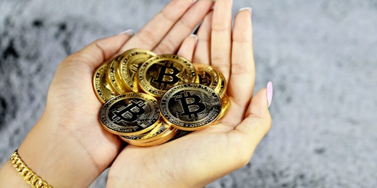 Bitcoin Price Bearish $16,900 But Indicators Point Otherwise