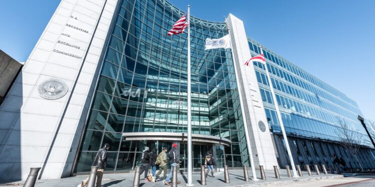 US Crypto Crackdown Could Stifle Innovation and Weaken Dollar