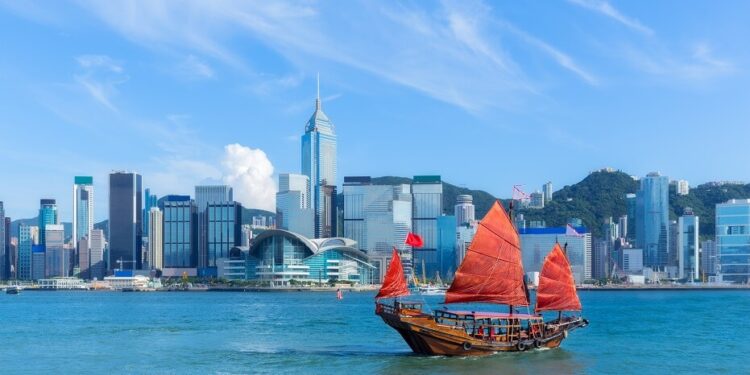 China’s Digital Yuan Fails to Gain Traction with Hong Kong Visitors – Is China’s Digital Currency Facing a Roadblock?
