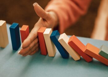 Crypto-Friendly Signature Bank Closed Over Systemic Risk Concerns – What Does This Mean for Crypto?