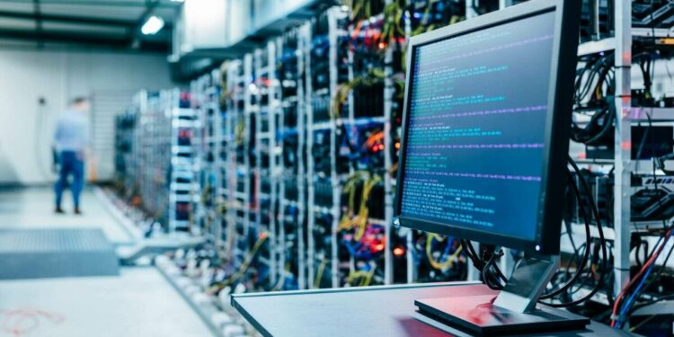 Bitcoin Mining Firm Sphere 3D Sues Gryphon Digital Over Spoofing Attack – Here’s What Happened