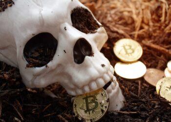 aire Chamath Palihapitiya Declares ‘Crypto is Dead in America’ Amid Regulatory Pressure – What’s the Solution?