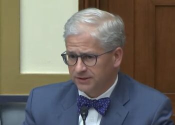 House Lawmakers Rekindle Stablecoin Regulation Debate, Revealing Partisan Rifts