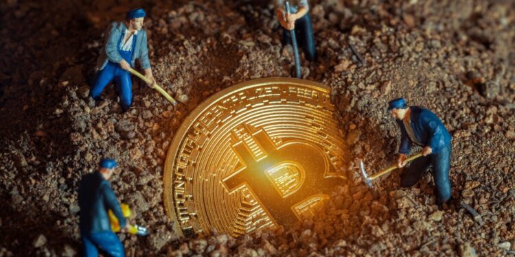Bitcoin Mining Set to Hit New Record High – What’s Driving the Surge?