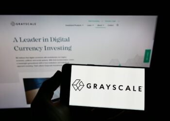 Grayscale Seeks ETF Expansion Amid Ongoing Legal Battle over Spot Bitcoin Fund