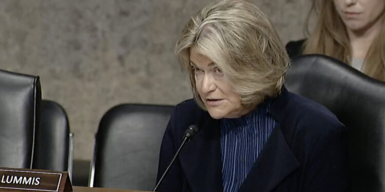 US Sen. Cynthia Lummis Criticizes Signature Bank Executive for Blaming Crypto for Its Downfall