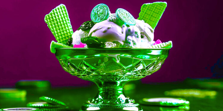 Popular Crypto Analyst Bullish on One Ethereum-Based Altcoin, Says It’s Showing ‘Solid Strength’