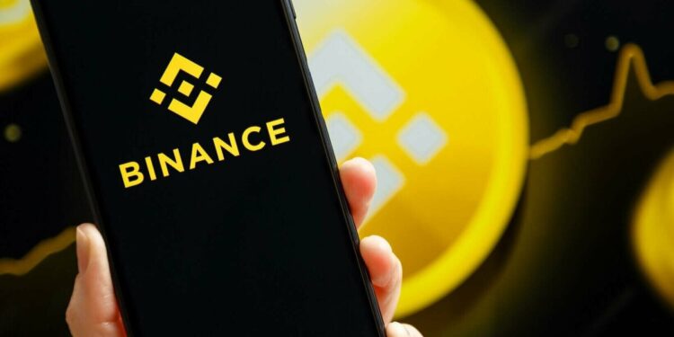 Binance Sees $700 Million in Ethereum Outflows Amid SEC Charges, Highest Since March Crypto Crisis