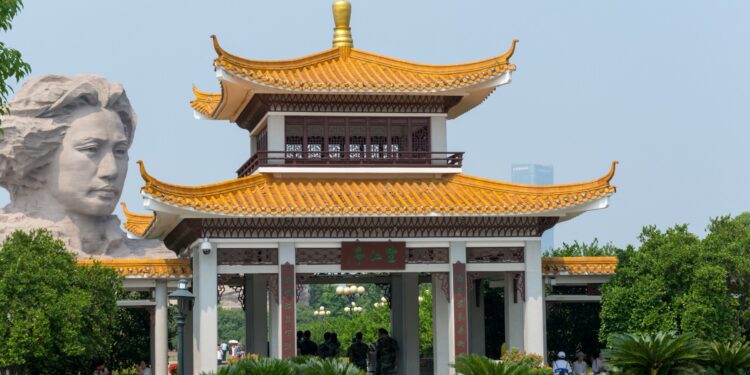 Hard Wallets to Spur Digital Yuan Adoption